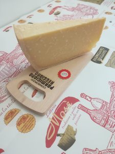 Parmigiano Reggiano - stagionatura 24 mesi vacche rosse